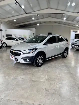 CHEVROLET ONIX 1.4 MPFI ACTIV 8V FLEX 4P AUTOMÁTICO