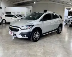 CHEVROLET ONIX 1.4 MPFI ACTIV 8V FLEX 4P AUTOMÁTICO CHEVROLET ONIX 1.4 MPFI ACTIV 8V FLEX 4P AUTOMÁTICO
