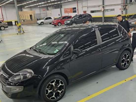 FIAT-PUNTO-1.6 ESSENCE 16V FLEX 4P MANUAL FIAT-PUNTO-2014