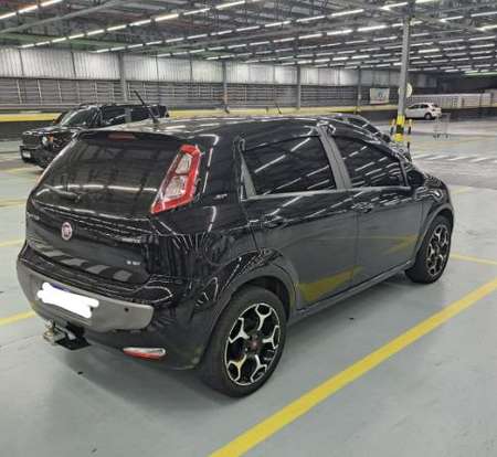 FIAT-PUNTO-2014