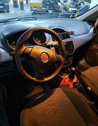FIAT-PUNTO-2014