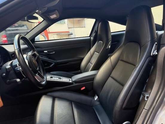 PORSCHE-911-2017