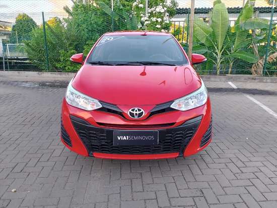 TOYOTA-YARIS-2020