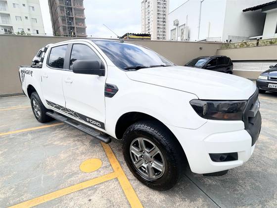 FORD RANGER 2.2 XLS 4X4 CD 16V DIESEL 4P MANUAL
