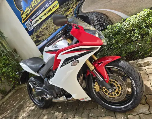 HONDA-CBR 600F-2014