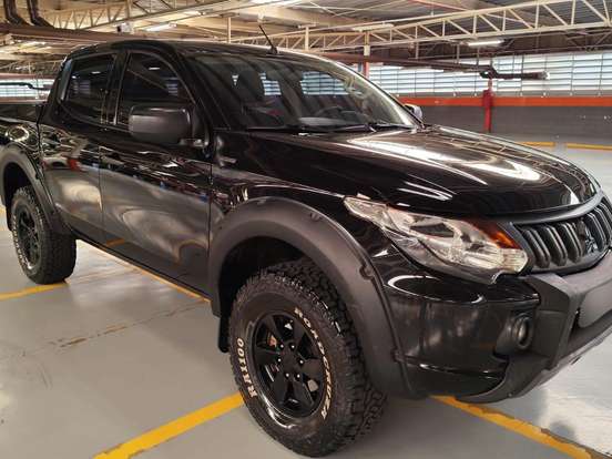MITSUBISHI-L200 TRITON-2.4 16V TURBO DIESEL SPORT GLX OUTDOOR CD 4P 4X4 MANUAL MITSUBISHI-L200 TRITON-2020