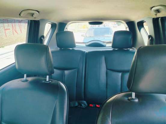 NISSAN-LIVINA-2012
