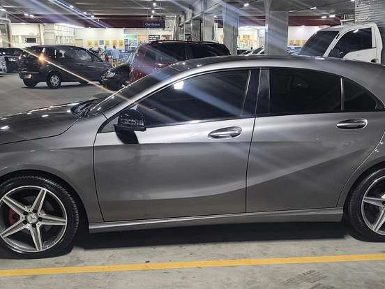 MERCEDES-BENZ-A 200-1.6 TURBO 16V FLEX 4P AUTOMÁTICO MERCEDES-BENZ-A 200-2015