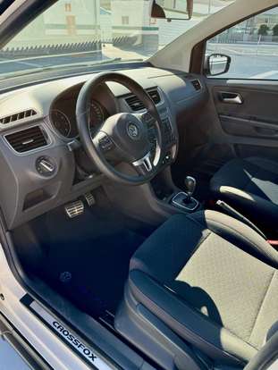 VOLKSWAGEN-CROSSFOX-2014
