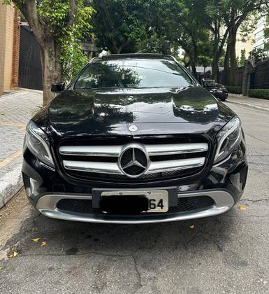 MERCEDES-BENZ GLA 200 1.6 CGI VISION 16V TURBO FLEX 4P AUTOMÁTICO