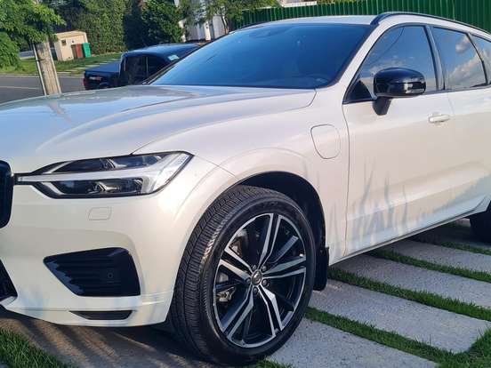 VOLVO-XC60-2.0 T8 HYBRID R-DESIGN AWD GEARTRONIC VOLVO-XC60-2019
