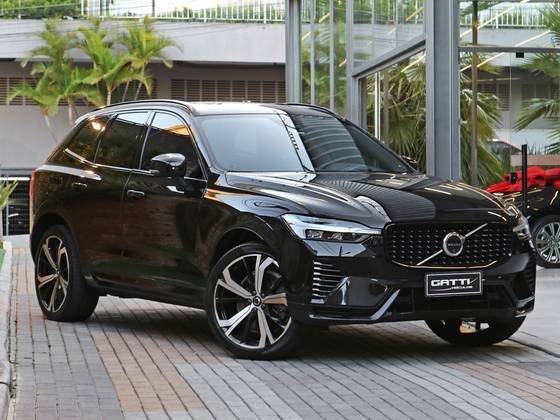 VOLVO XC60 2.0 T8 RECHARGE ULTIMATE DARK AWD GEARTRONIC