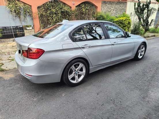 BMW-320i-2.0 16V TURBO GASOLINA 4P AUTOMÁTICO BMW-320i-2013