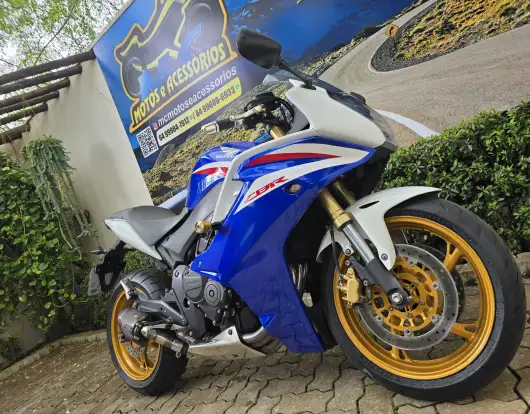 HONDA-CBR 600F-2013