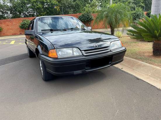 CHEVROLET-MONZA-2.0 EFI GL 8V GASOLINA 4P MANUAL CHEVROLET-MONZA-1994