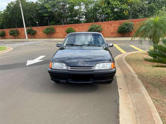 CHEVROLET-MONZA-2.0 EFI GL 8V GASOLINA 4P MANUAL CHEVROLET-MONZA-1994