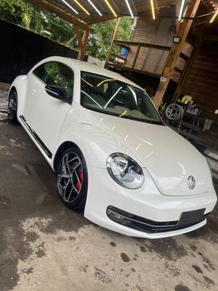 VOLKSWAGEN FUSCA 2.0 TSI SPORT 16V GASOLINA 2P MANUAL