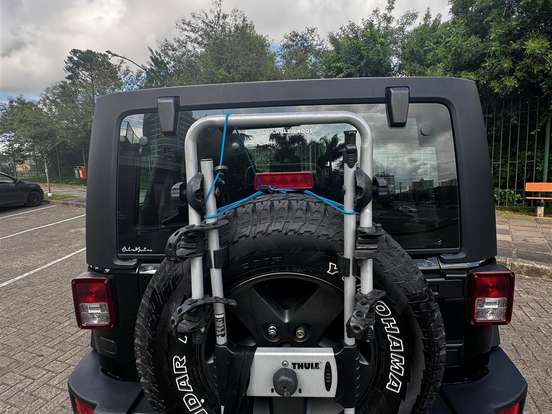 JEEP-WRANGLER-3.6 UNLIMITED SPORT 4X4 V6 GASOLINA 4P AUTOMÁTICO JEEP-WRANGLER-2013