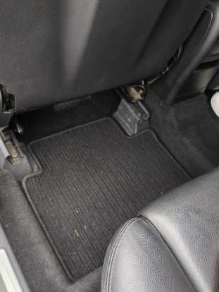 MERCEDES-BENZ-B 180-2011