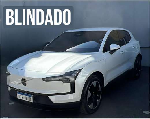 VOLVO-EX30-2024