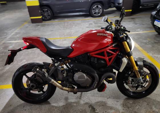 DUCATI MONSTER 1200 S 