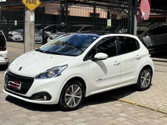 PEUGEOT-208-1.6 GRIFFE 16V FLEX 4P AUTOMÁTICO PEUGEOT-208-2019
