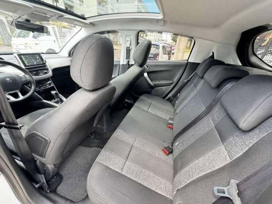 PEUGEOT-208-1.6 GRIFFE 16V FLEX 4P AUTOMÁTICO PEUGEOT-208-2019