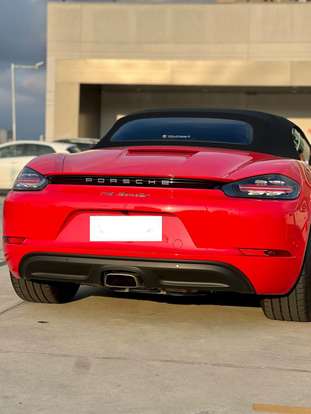 PORSCHE-718-2024