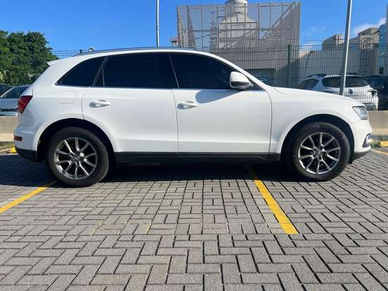 AUDI-Q5-2014