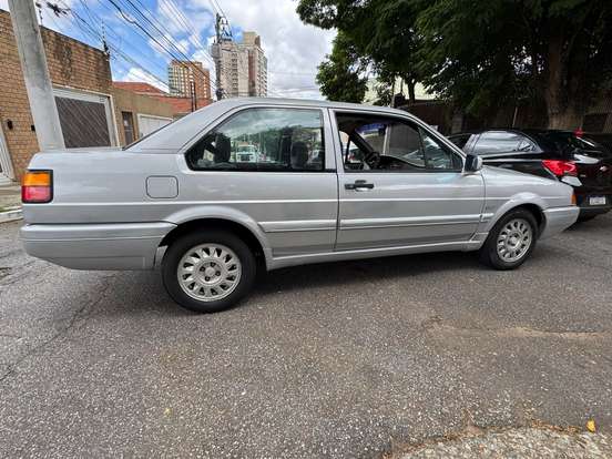 VOLKSWAGEN-SANTANA-1991