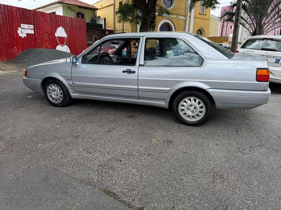 VOLKSWAGEN-SANTANA-1991
