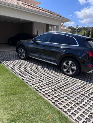 AUDI-Q5-2023