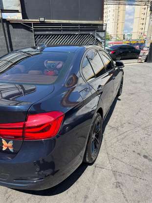 BMW-320i-2016