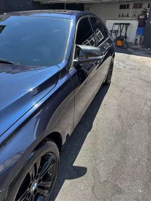 BMW-320i-2016