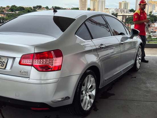 CITROËN-C5-2.0 MPFI EXCLUSIVE 16V GASOLINA 4P AUTOMÁTICO CITROËN-C5-2009