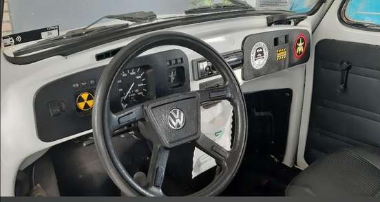 VOLKSWAGEN-FUSCA-1984