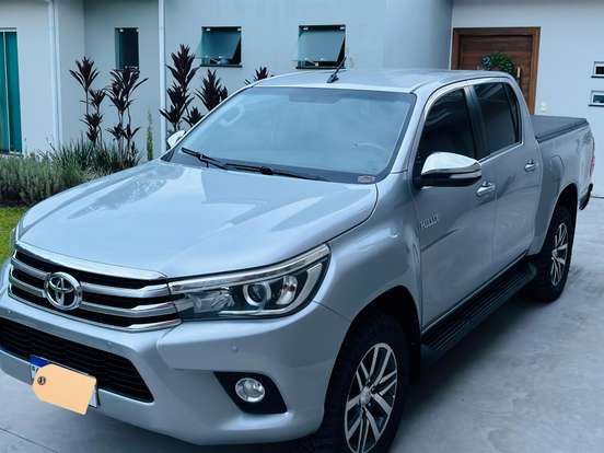 TOYOTA-HILUX-2.8 SRX 4X4 CD 16V DIESEL 4P AUTOMÁTICO TOYOTA-HILUX-2016