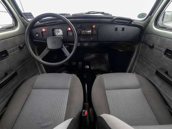 VOLKSWAGEN-FUSCA-1984