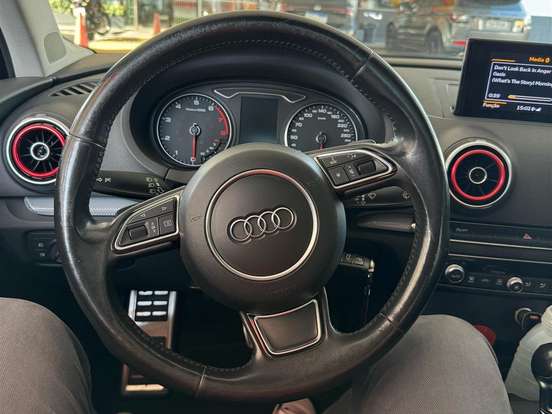 AUDI-A3-1.8 TFSI SEDAN AMBITION 16V 180CV GASOLINA 4P AUTOMÁTICO AUDI-A3-2014