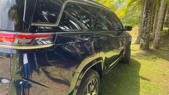JEEP-COMMANDER-2021