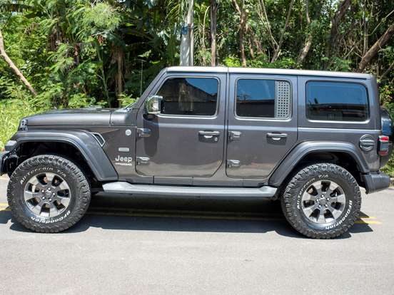 JEEP-WRANGLER-2.0 TURBO GASOLINA SAHARA 4P 4X4 AT8 JEEP-WRANGLER-2019
