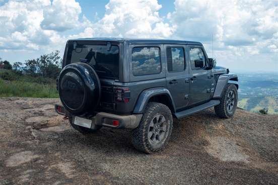 JEEP-WRANGLER-2019