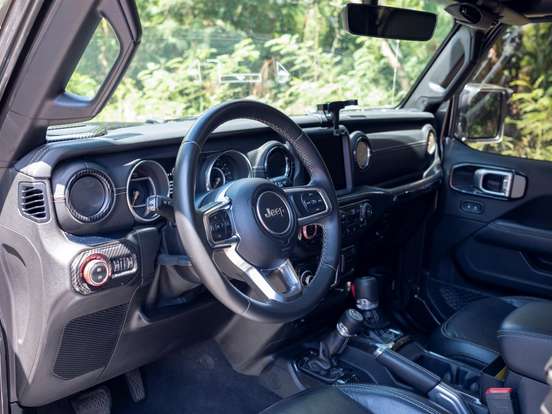 JEEP-WRANGLER-2.0 TURBO GASOLINA SAHARA 4P 4X4 AT8 JEEP-WRANGLER-2019