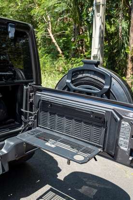 JEEP-WRANGLER-2019