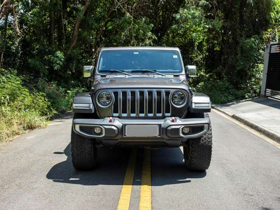 JEEP-WRANGLER-2.0 TURBO GASOLINA SAHARA 4P 4X4 AT8 JEEP-WRANGLER-2019