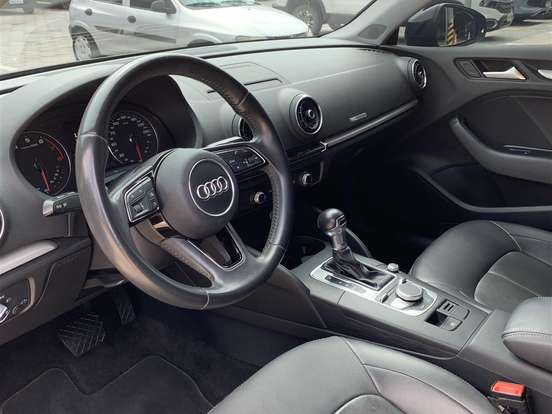 AUDI-A3-1.4 TFSI SEDAN AMBIENTE 16V FLEX 4P TIPTRONIC AUDI-A3-2017