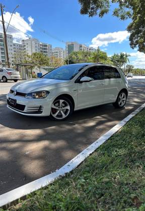VOLKSWAGEN GOLF 2.0 TSI GTI 16V TURBO GASOLINA 4P AUTOMÁTICO