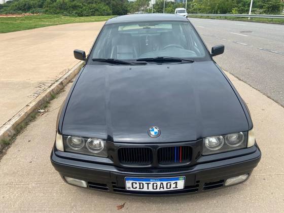 BMW 325i 2.5 SEDAN 24V GASOLINA 4P MANUAL
