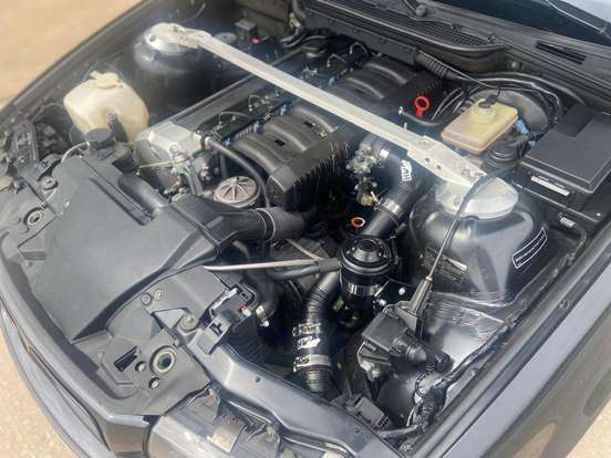 BMW-325i-2.5 SEDAN 24V GASOLINA 4P MANUAL BMW-325i-1992