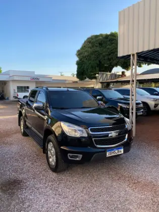 CHEVROLET S10 2.4 MPFI LTZ 4X4 CD 8V FLEX 4P MANUAL CHEVROLET S10 2.4 MPFI LTZ 4X4 CD 8V FLEX 4P MANUAL